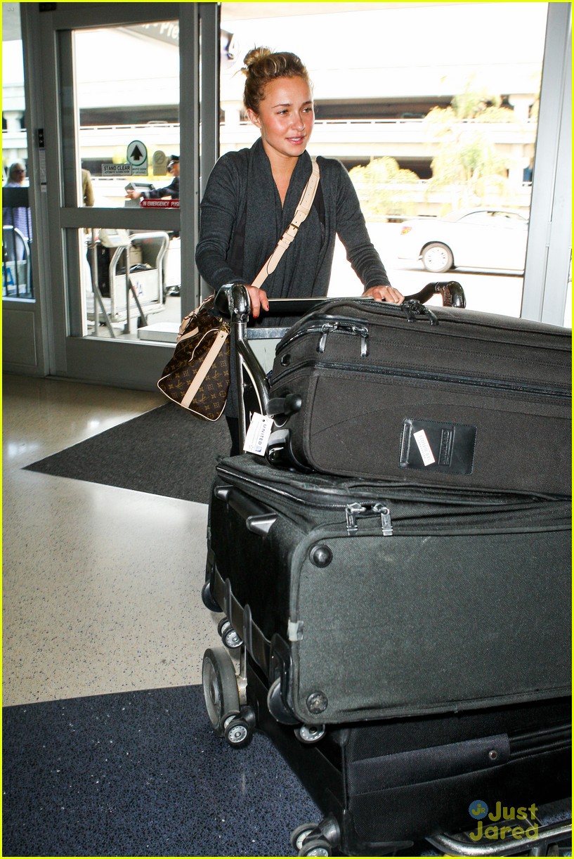 hayden panettiere lax flight out 03