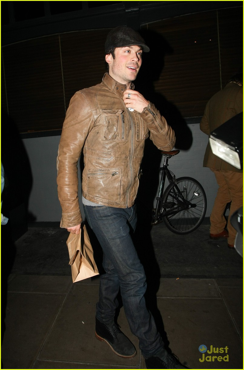 ian somerhalder late dinner with dad in london 04