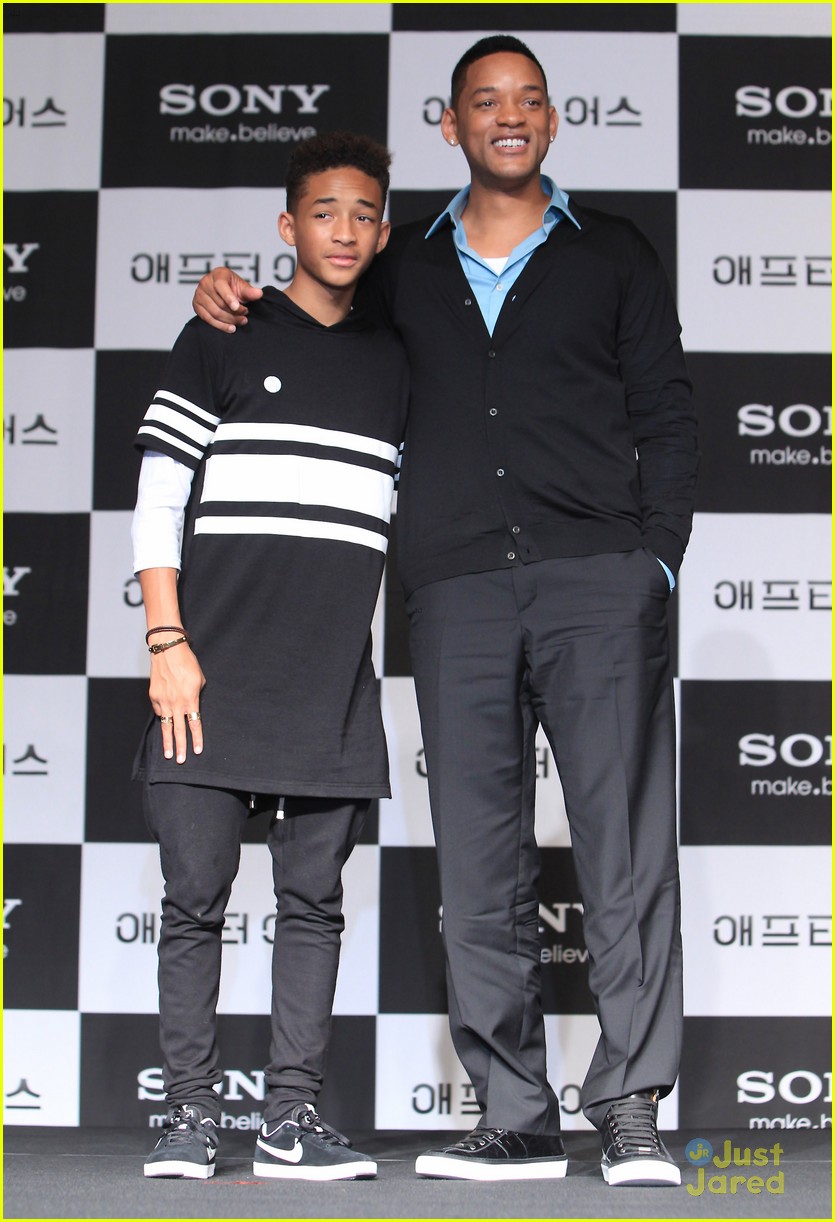jaden smith after earth press conference with dad will 03