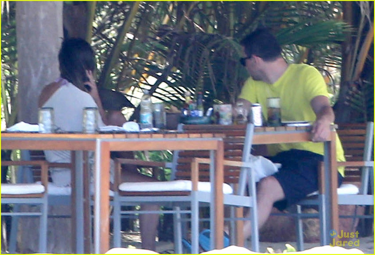 lea michele cory monteith vacation in mexico 07