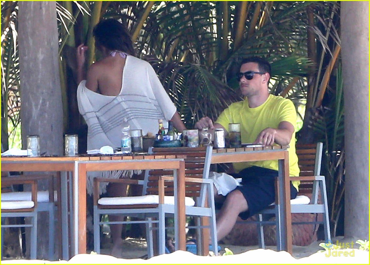 lea michele cory monteith vacation in mexico 09