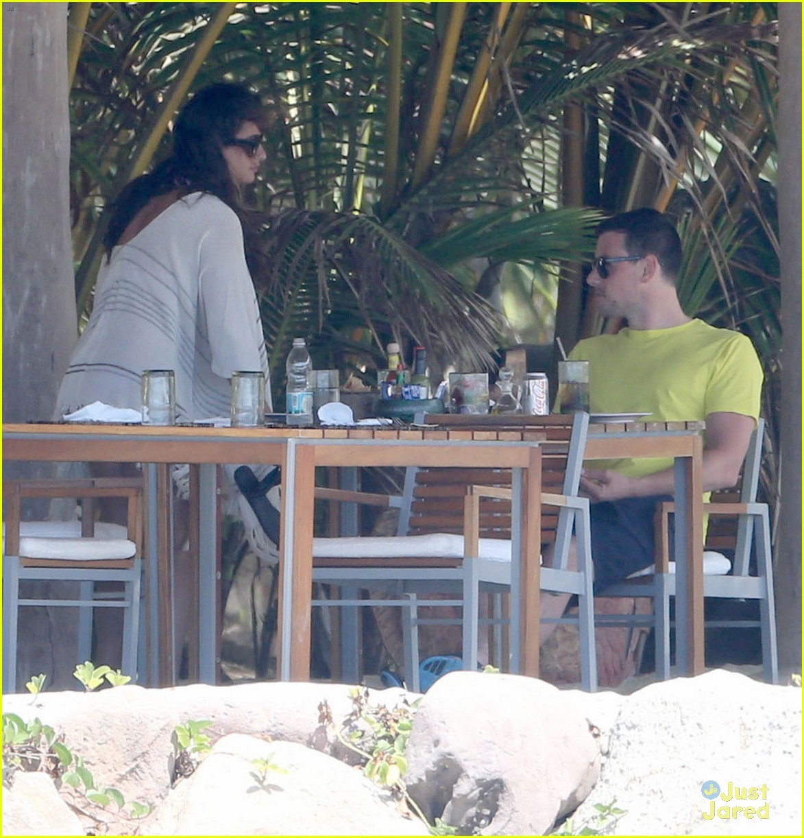 lea michele cory monteith vacation in mexico 20