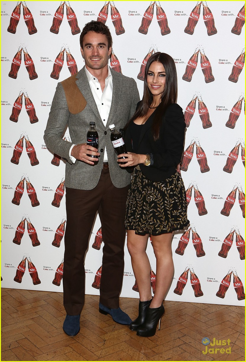 jessica lowndes thom evans share a coke 01