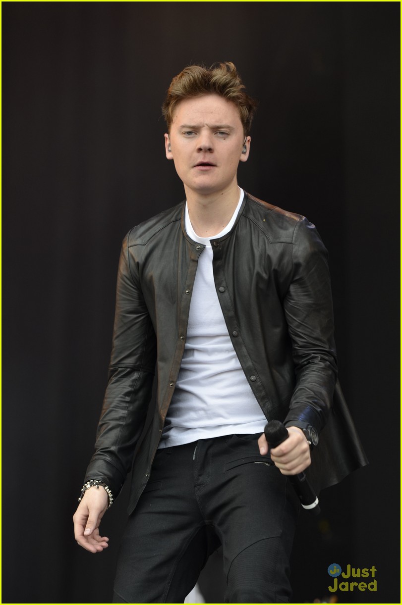 conor maynard as one in the park performance 10