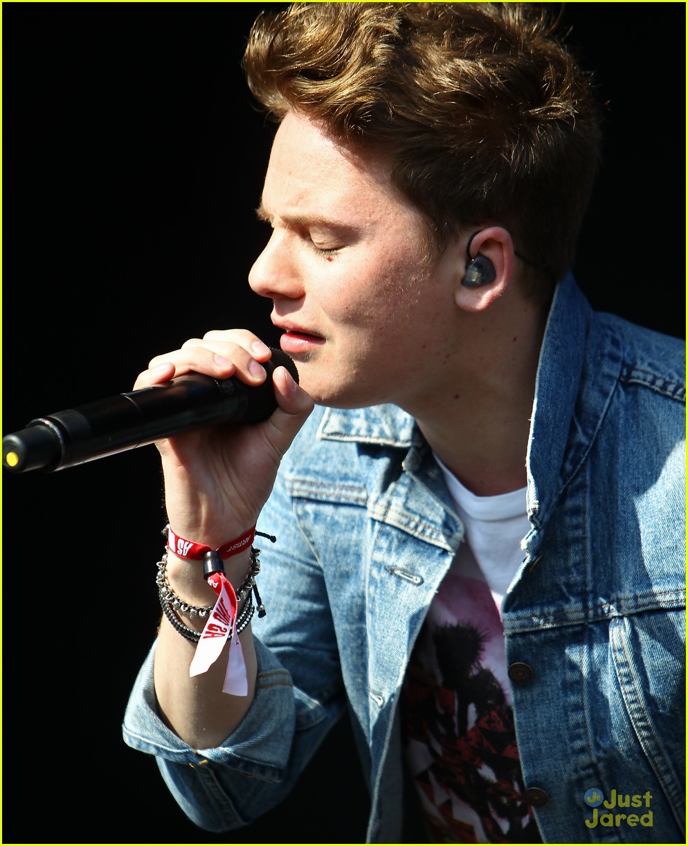 conor maynard as one in the park performance 20