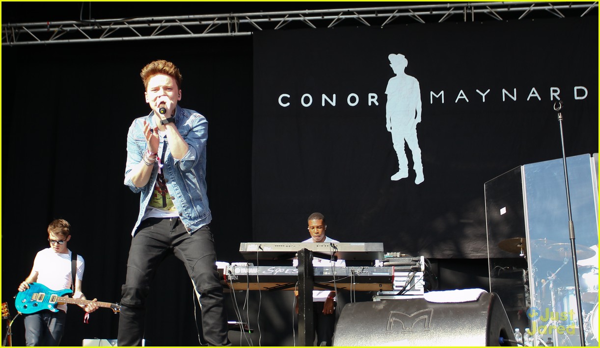 conor maynard as one in the park performance 23