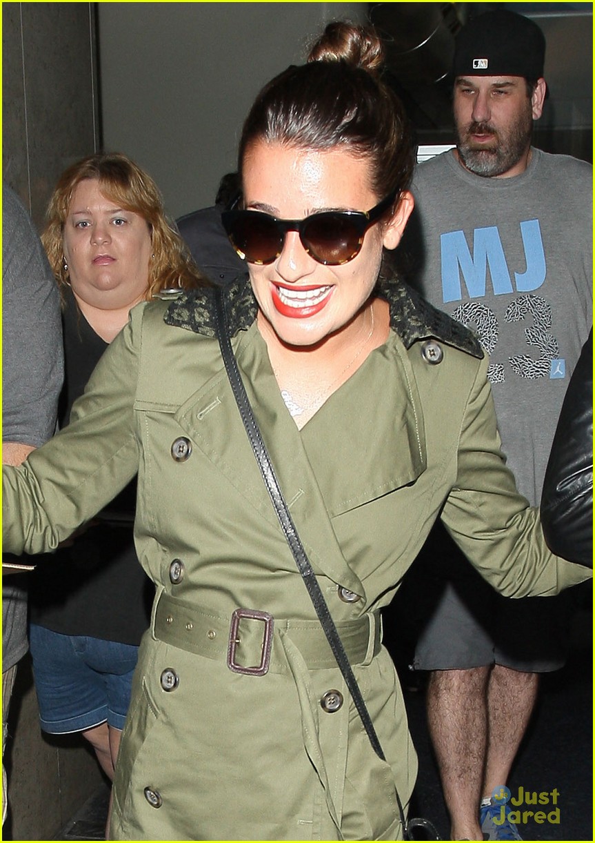 lea michele red lipstick lax lovely 01
