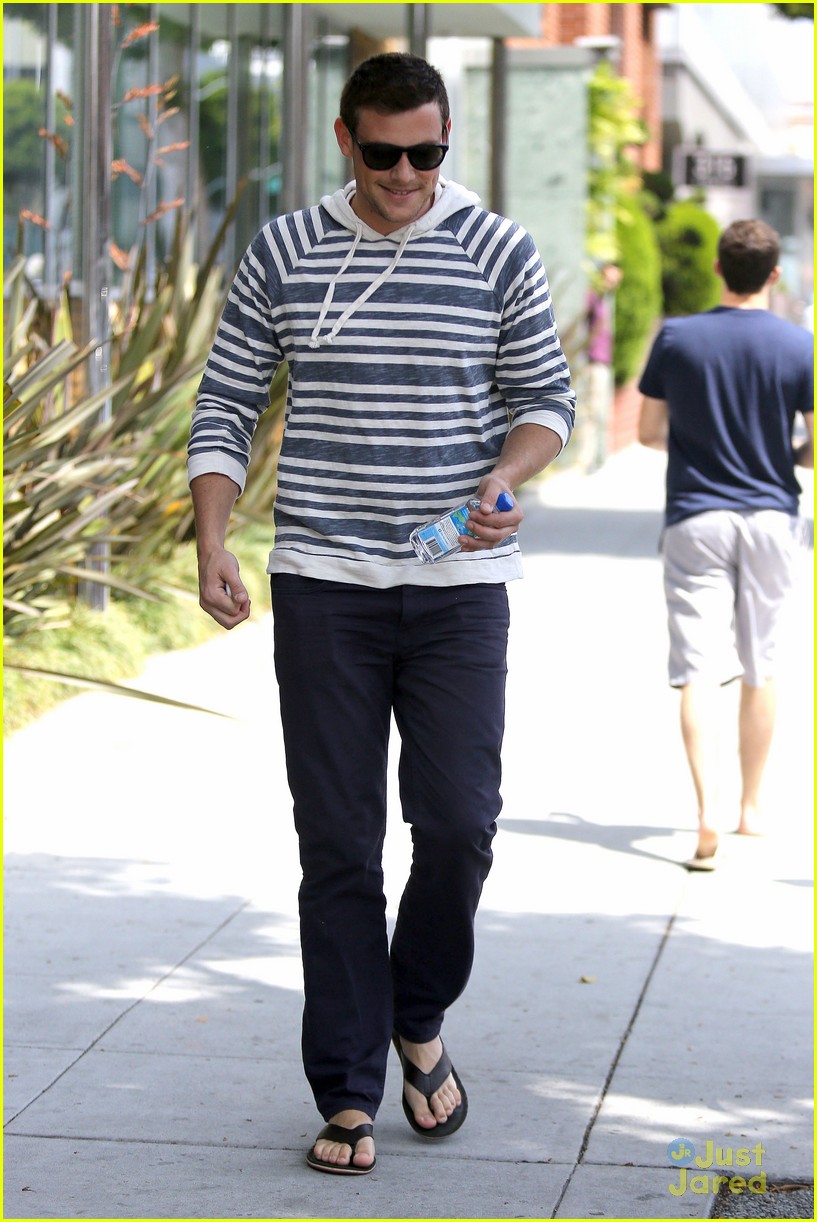 lea michele grocery shopping cory monteith steps out solo 02