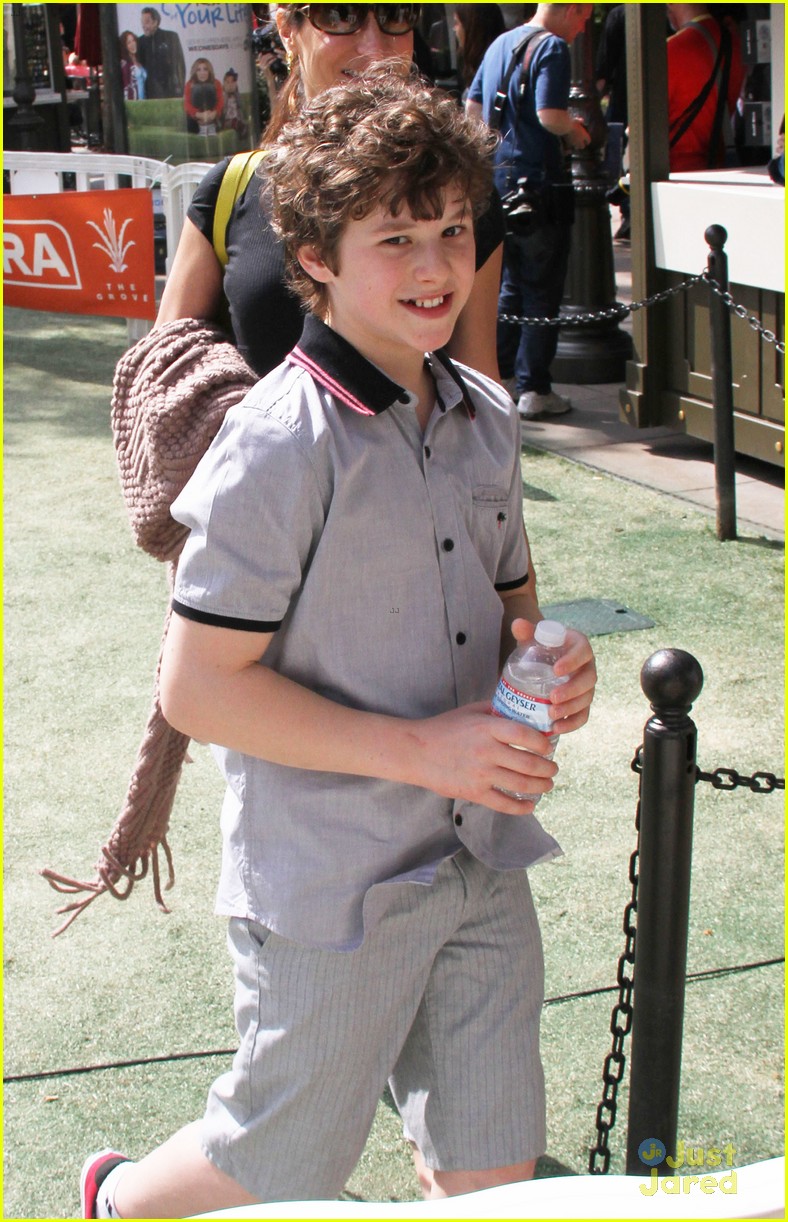 nolan gould extra appearance at the grove 23