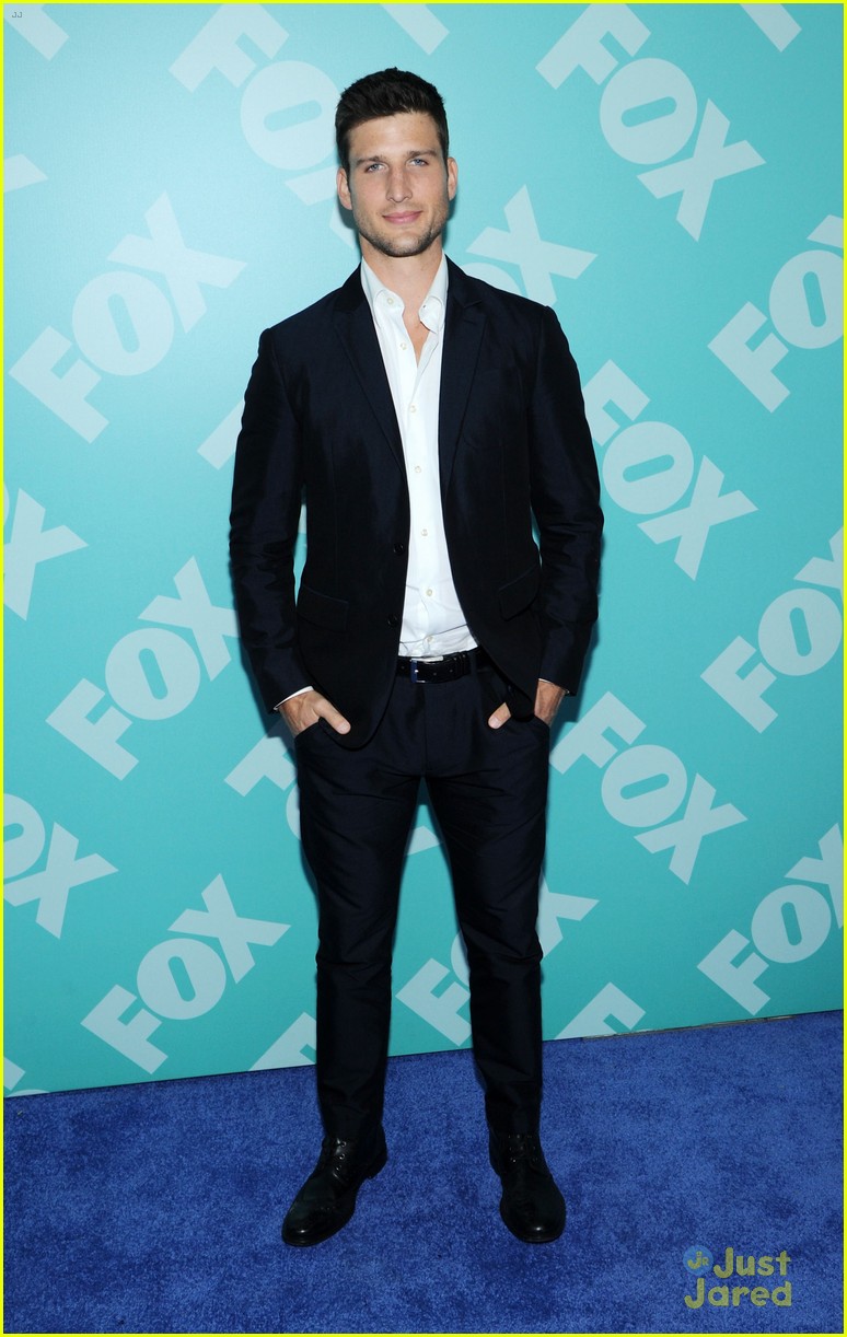 parker young fox upfronts 2013 02