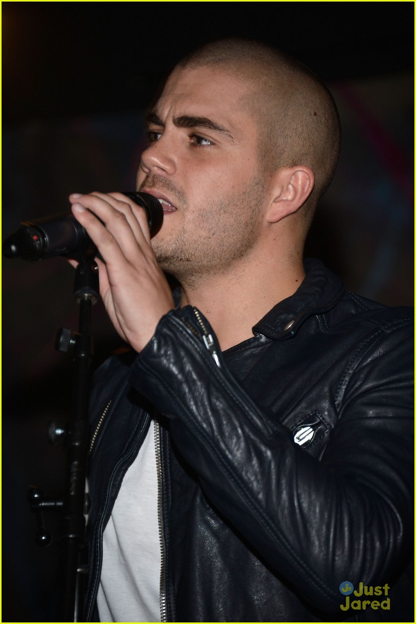 the wanted step out for the wanted life viewing party 08