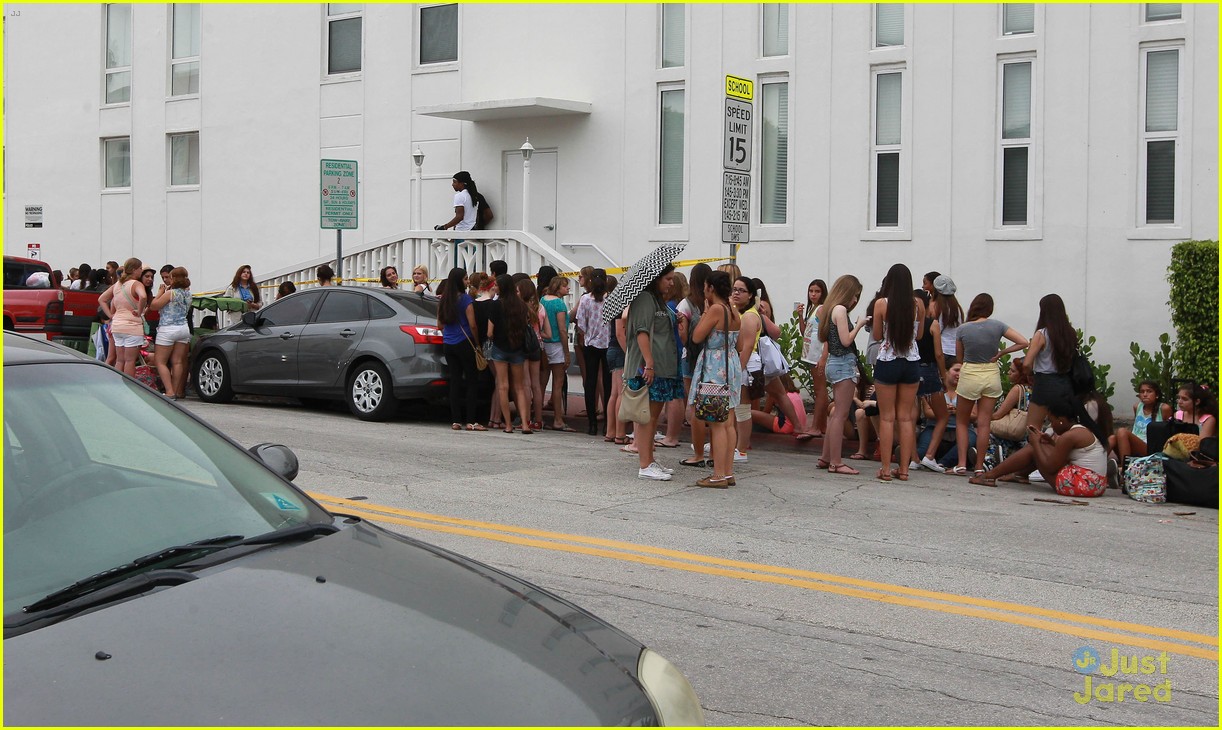 one direction exits music video shoot in miami 21