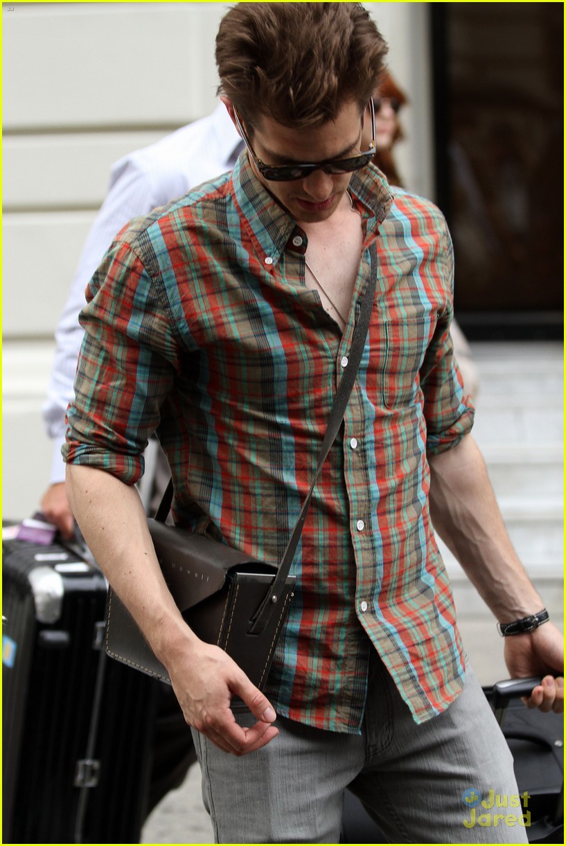andrew garfield spider man 2 wraps in nyc 10