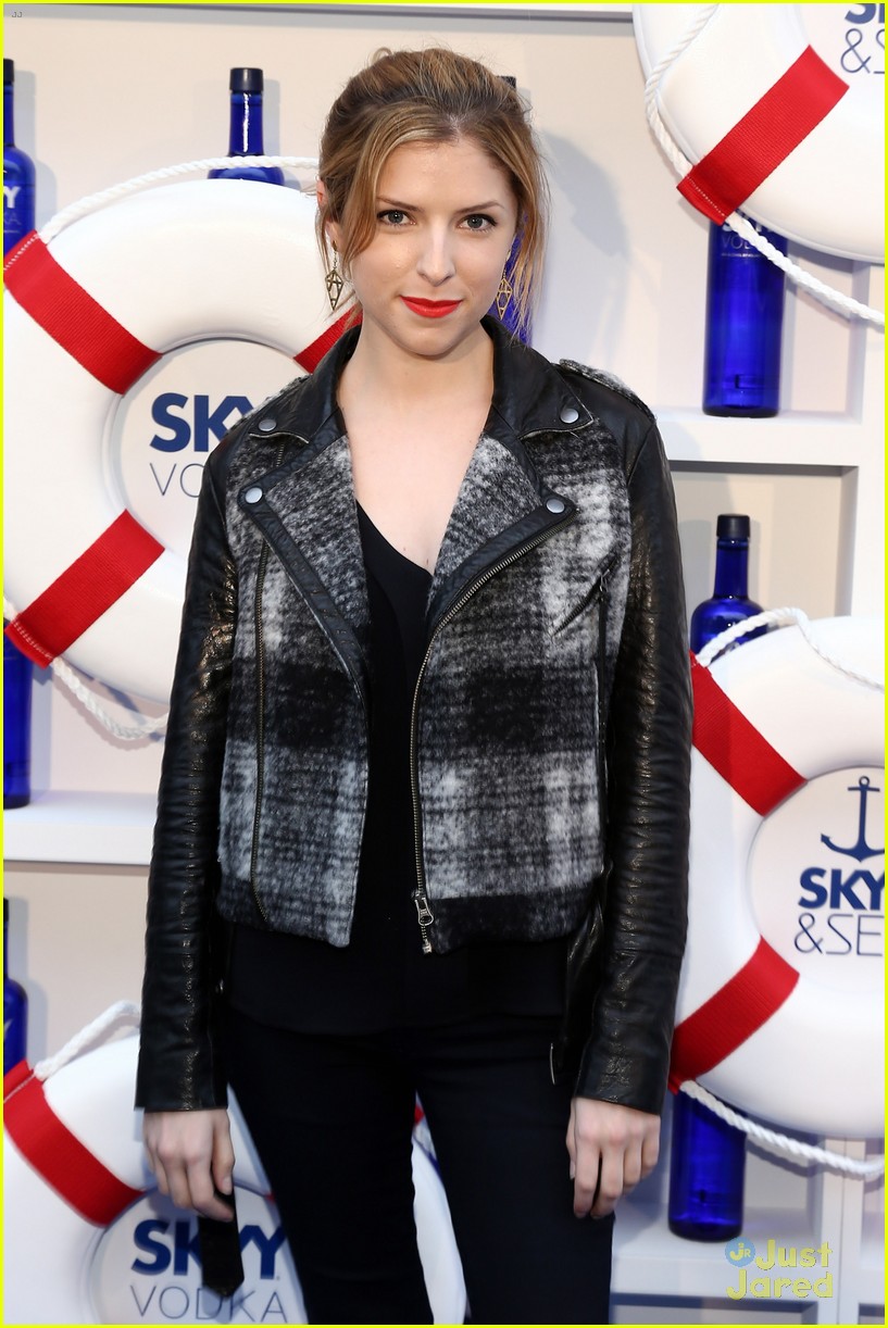 anna kendrick governers ball music festival 2013 05