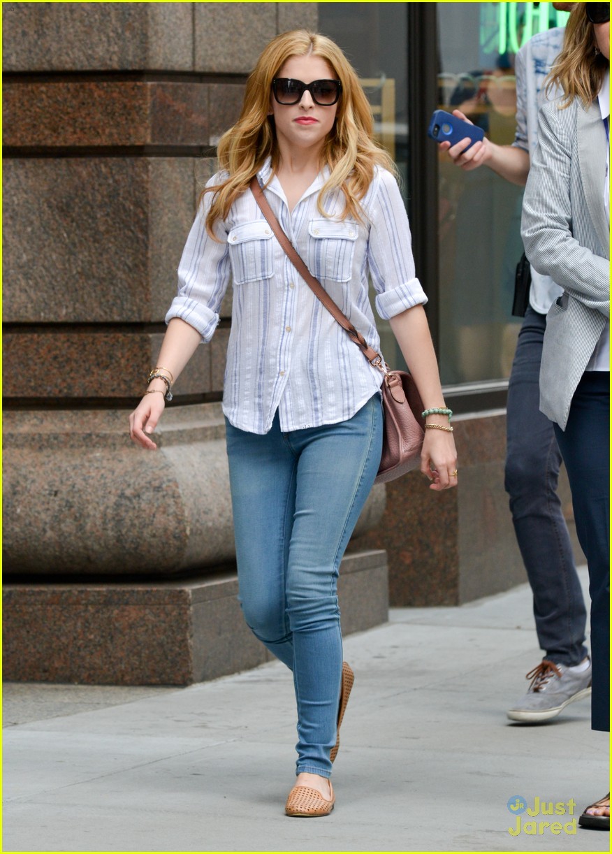 anna kendrick the last five years filming in nyc 01