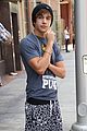 austin mahone visits the doctor following japan trip 13