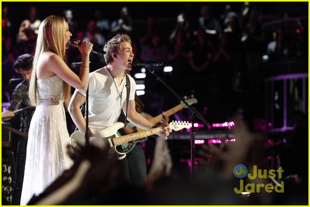 the voice finale danielle bradbery hunter hayes perform watch now 09