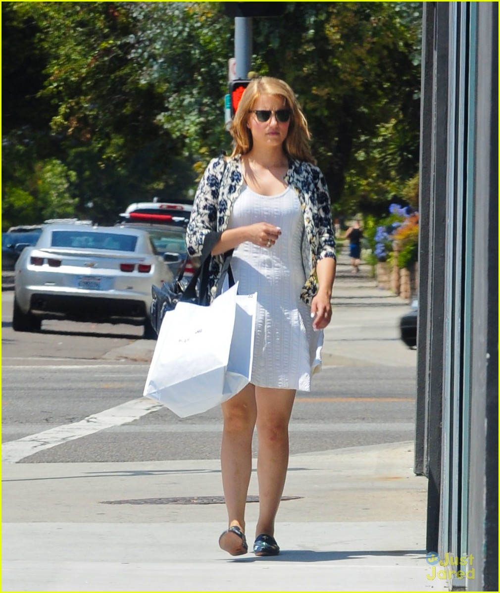 dianna agron shops at helmut lang in weho 02.