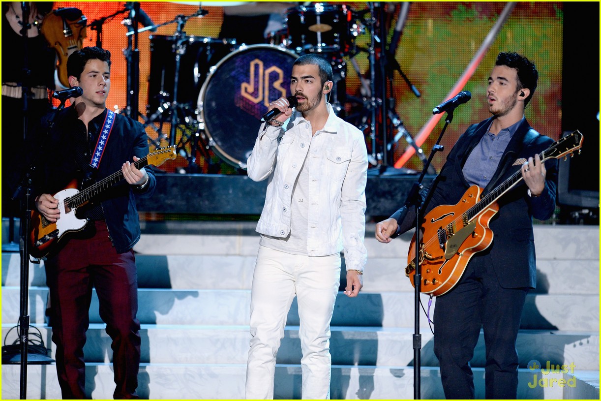 jonas brothers miss usa competition performance watch now 06