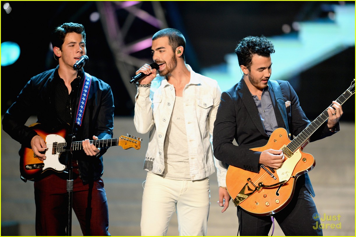 jonas brothers miss usa competition performance watch now 08