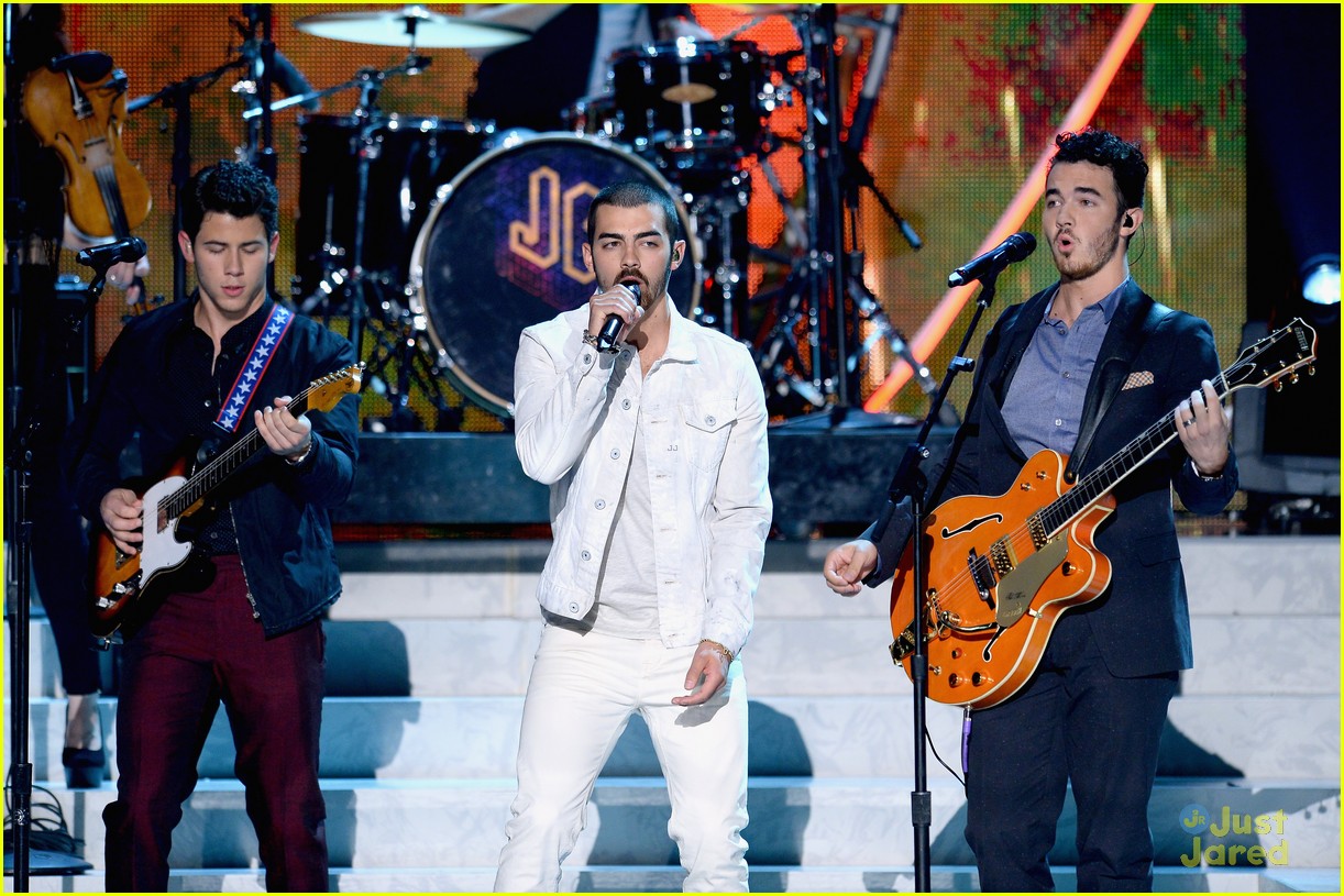jonas brothers miss usa competition performance watch now 10