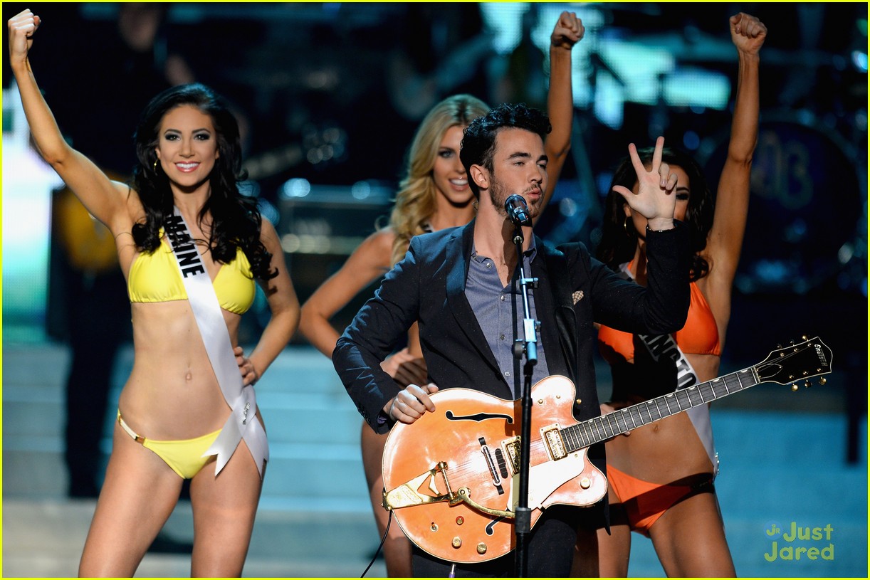 jonas brothers miss usa competition performance watch now 15