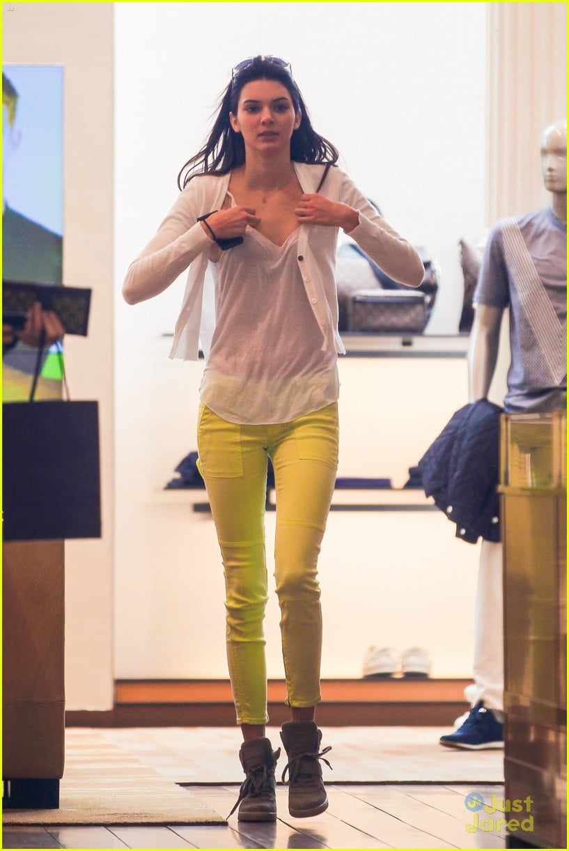 Kendall jenner yellow store top