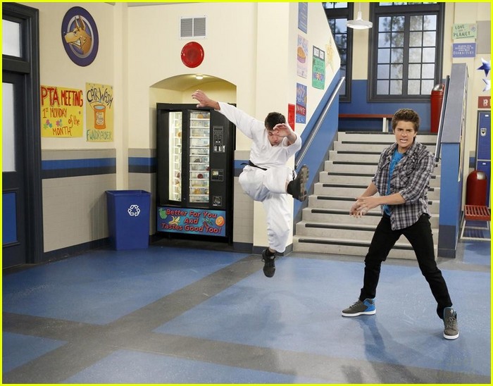 two lab rats episodes tonight 02