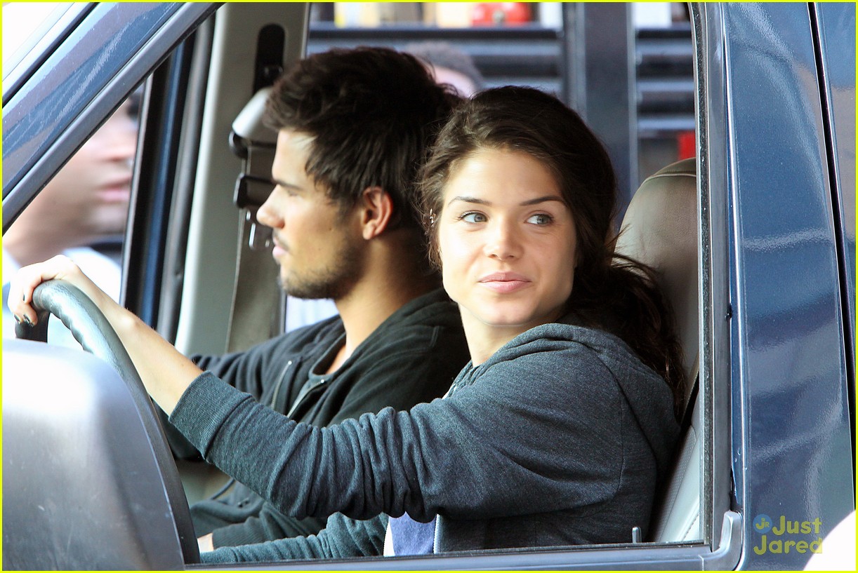 taylor lautner bench campaign behind the scenes 07