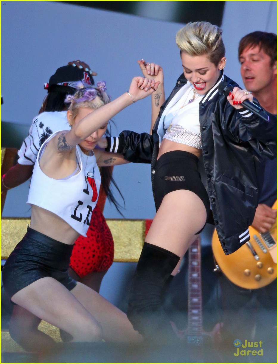 miley cyrus jimmy kimmel live performance watch now 12