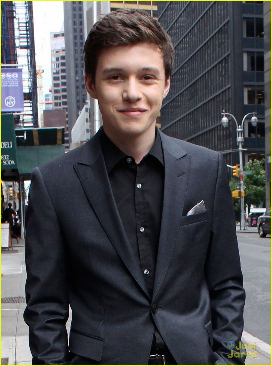 nick robinson david letterman appearance watch now 01