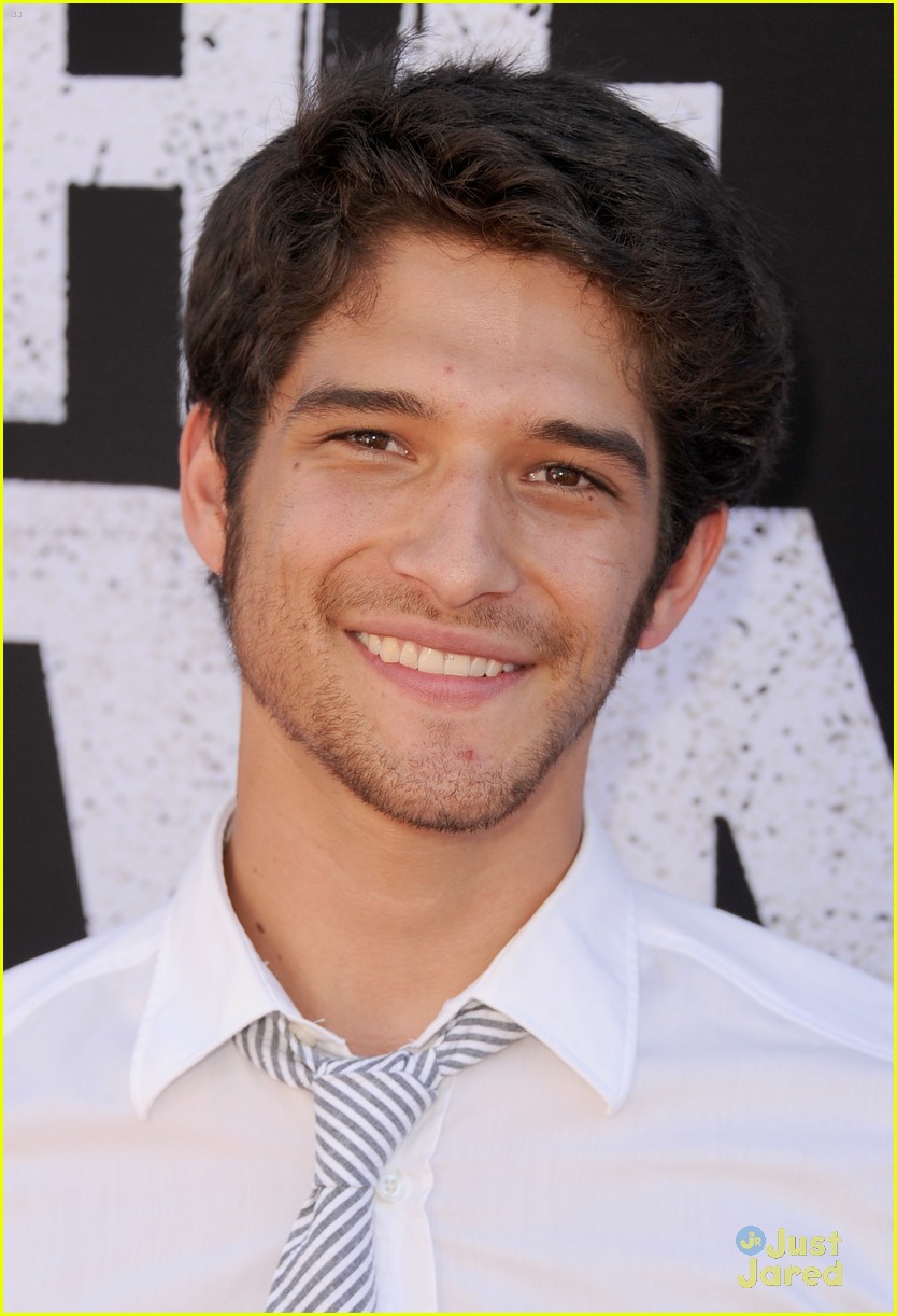 tyler posey crystal reed lone ranger premiere 06