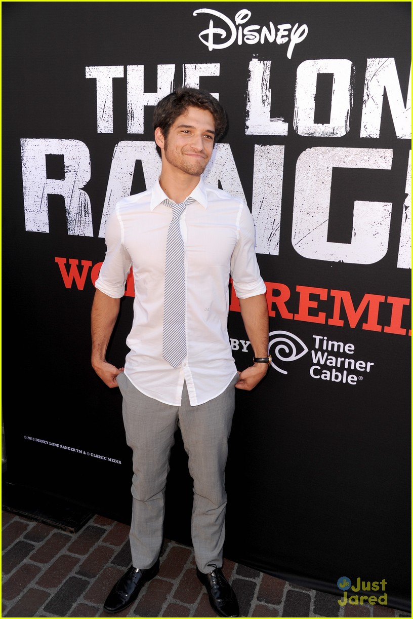 tyler posey crystal reed lone ranger premiere 10