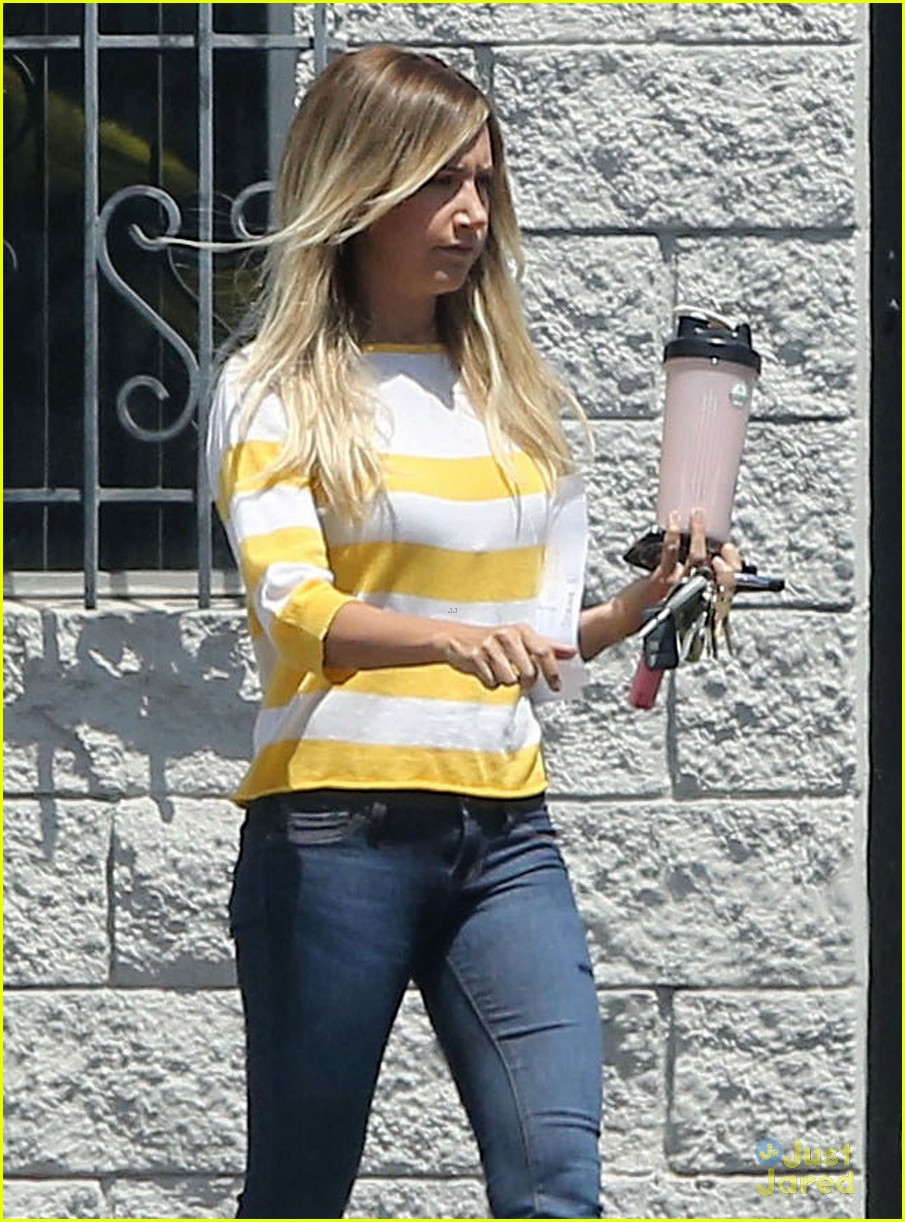 ashley tisdale you can do anything 02