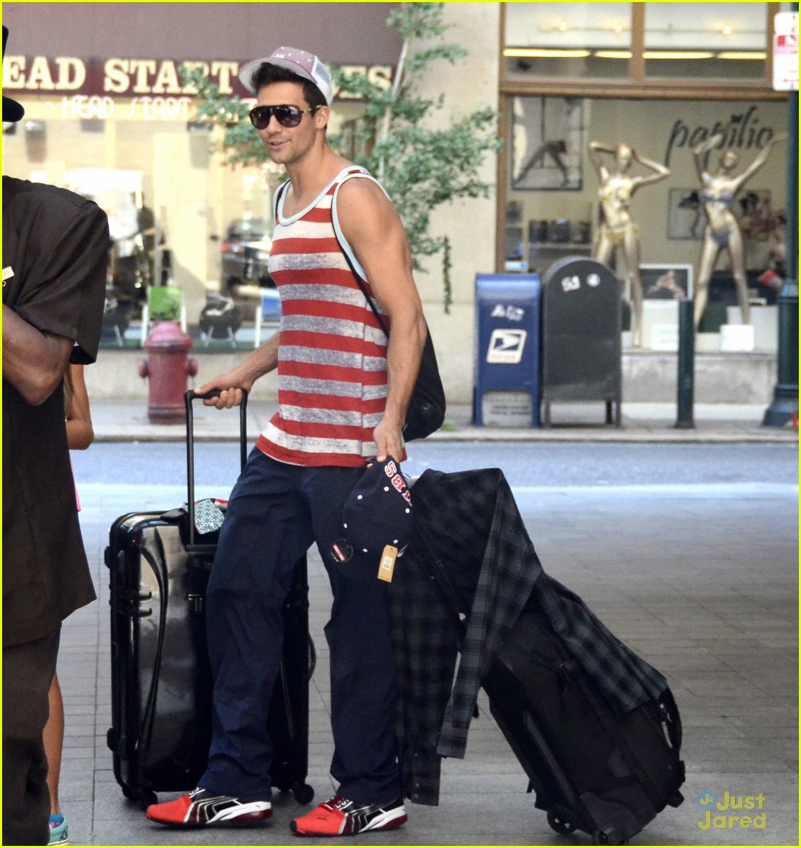 big time rush hotel check out 03
