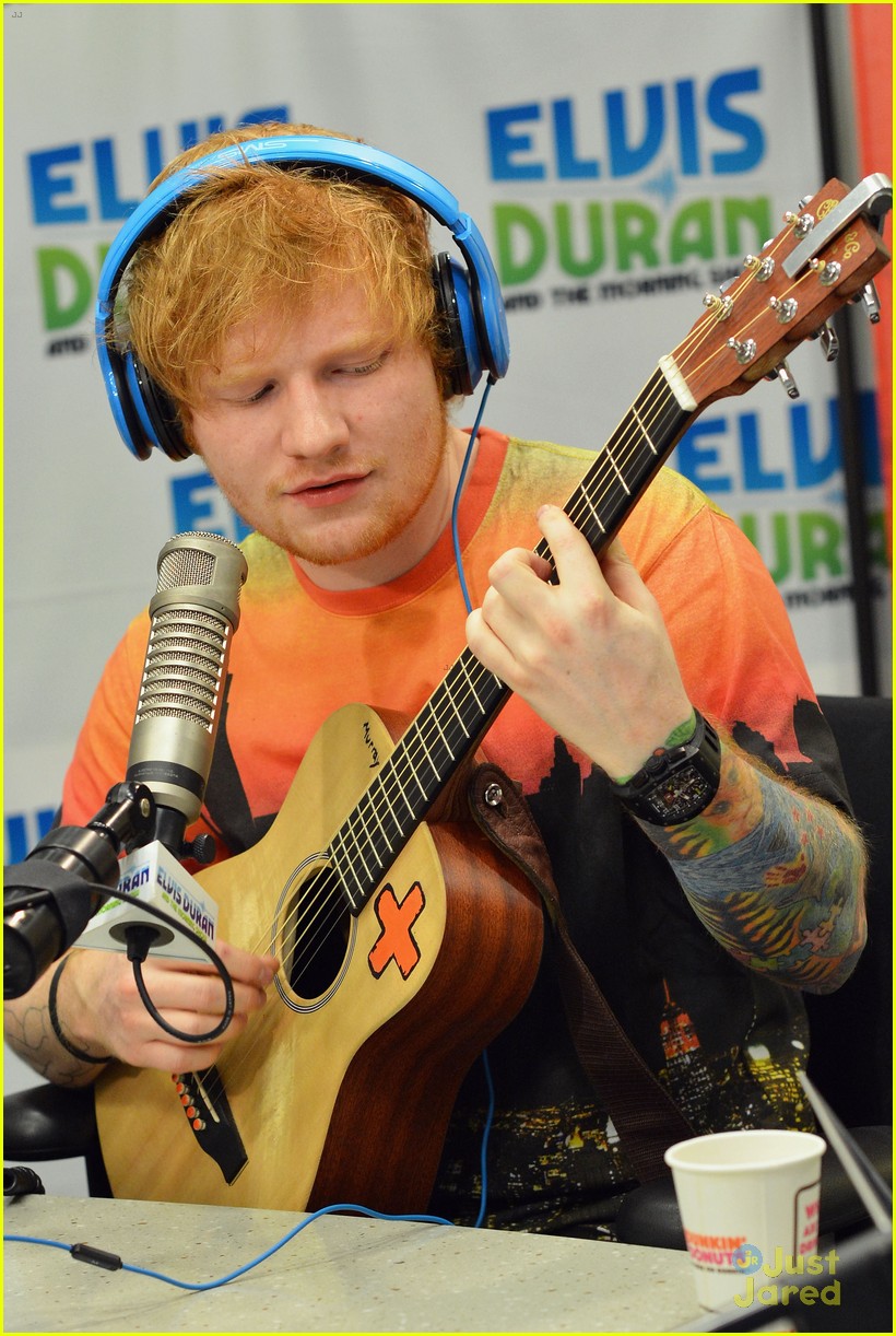 ed sheeran freestyles britney spears baby one more time 03
