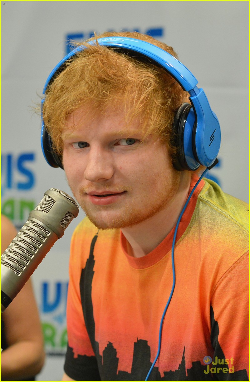 ed sheeran freestyles britney spears baby one more time 18