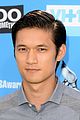 harry shum jr dons ribbon for cory monteith at do something awards 2013 05