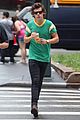harry styles grabs a smoothie in nyc 02