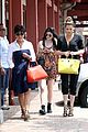 kendall kylie jenner shopping sisters 05