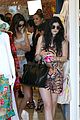 kendall kylie jenner shopping sisters 09