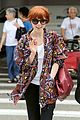 carly rae jepsen airport arrival 03
