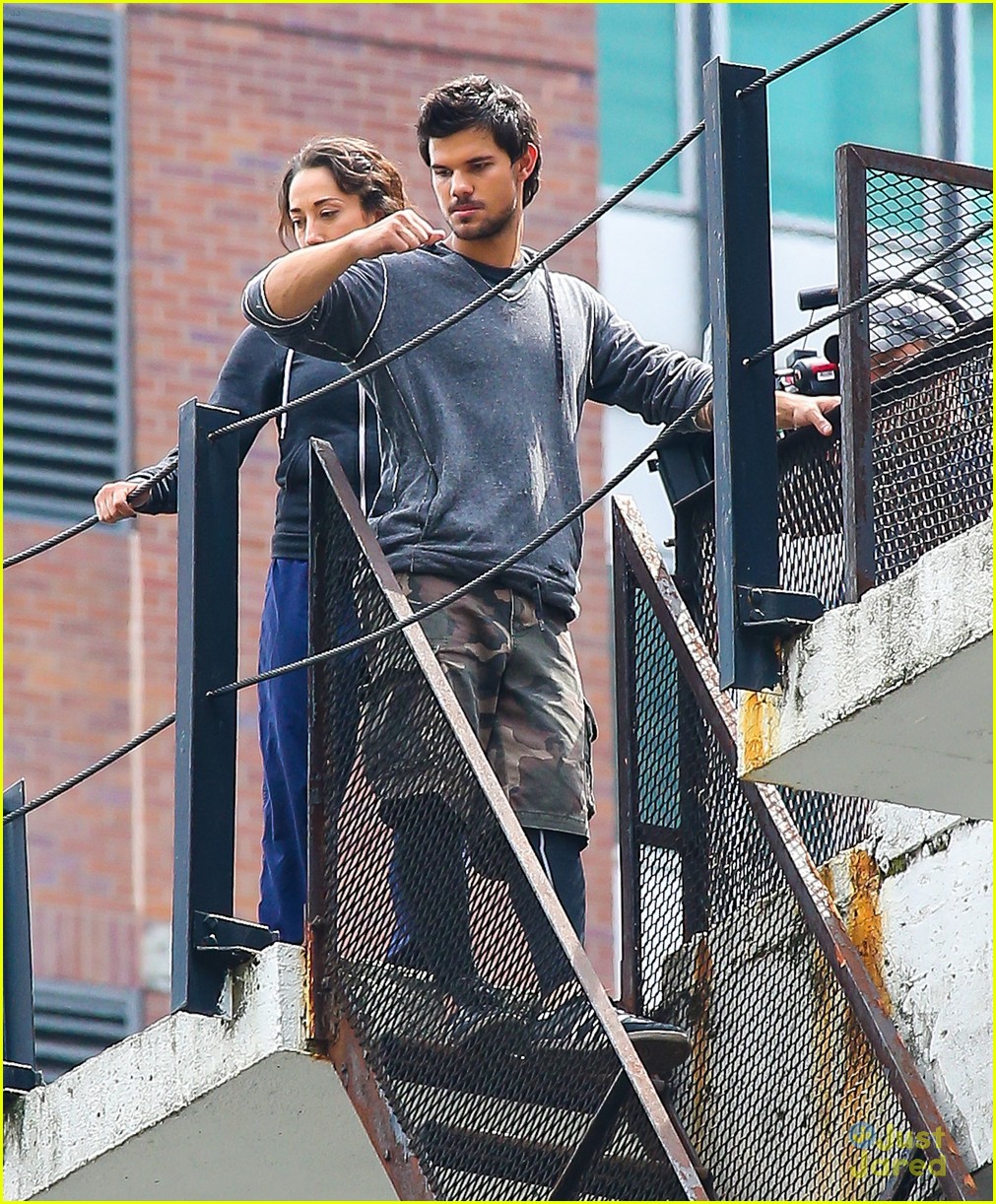 taylor lautner marie avgeropoulos crane tracers 15