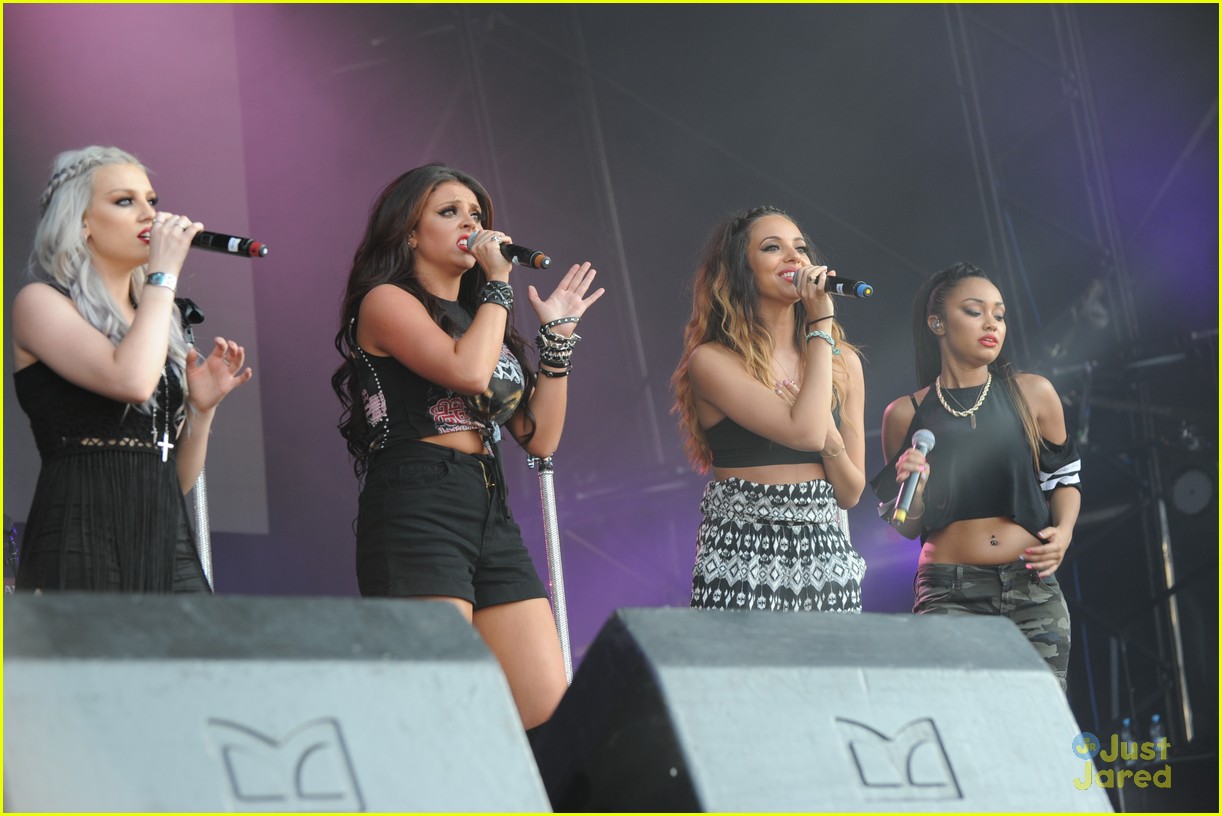 little mix alton towers performers 10