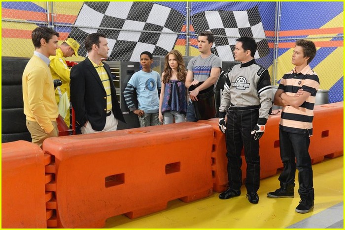 Billy Unger: Joey Logano Guests on 'Lab Rats' Tonight! | Photo 579574 ...