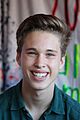ryan beatty stops by toms in venice beach 04