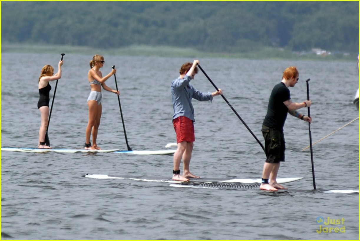 taylor swift ed sheeran paddleboarding 12