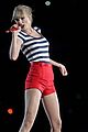 taylor swift vancouver red stop 12