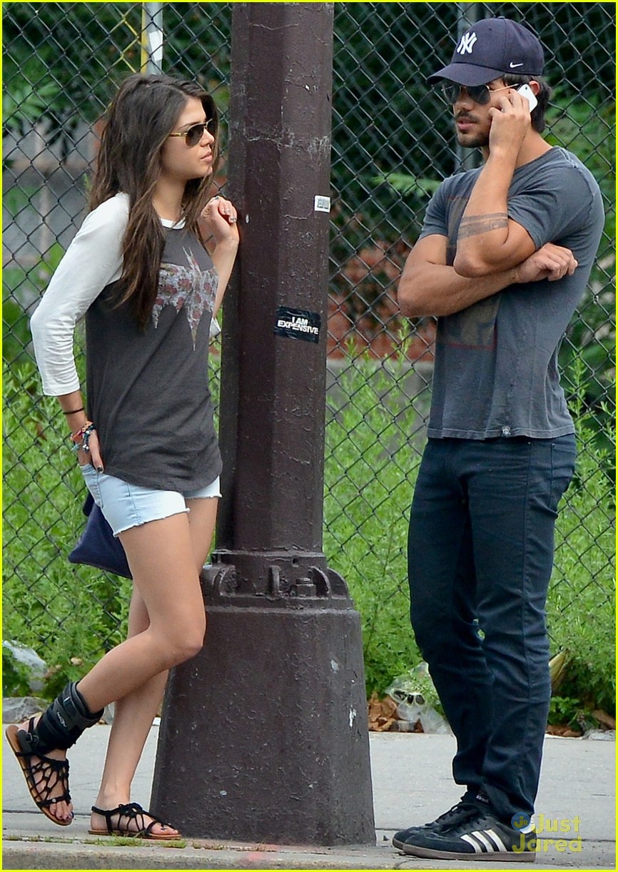 taylor lautner marie avgeropoulos new couple alert 03