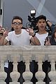 the wanted serenaded by parisian fans 04